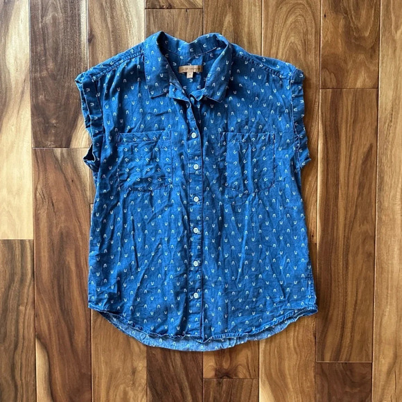 Jach’s Girlfriend Button-Up Chambray Tank Shirt Size Small - Picture 1 of 3